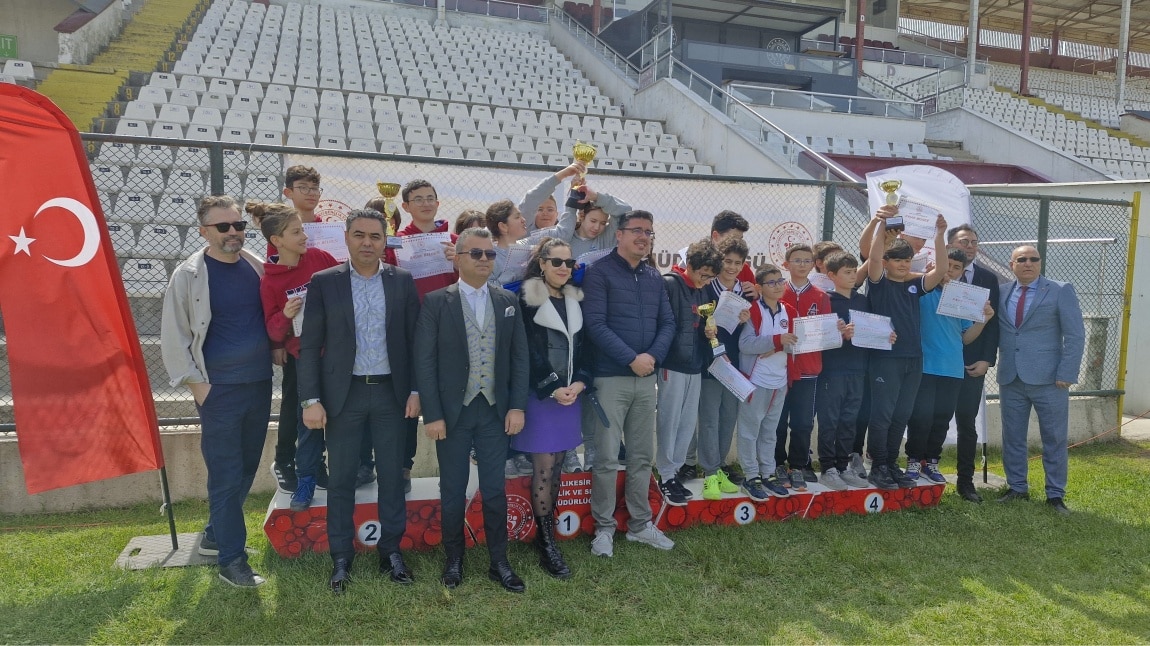 GENÇLİK VE SPOR MÜDÜRLÜĞÜ SATRANÇ TURNUVASINDA OKULUMUZ İLÇE 2. Sİ OLDU